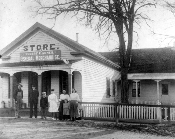 Old Pioneer Grocery Store around 1910