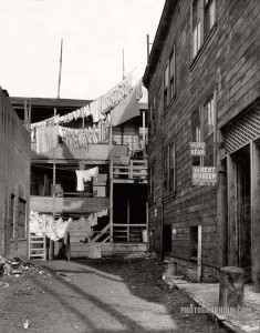 San Francisco slum (1935).