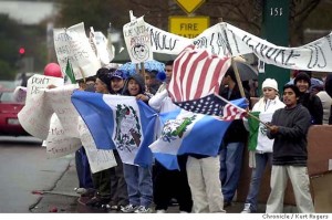 Protesters in San Rafael (2003).