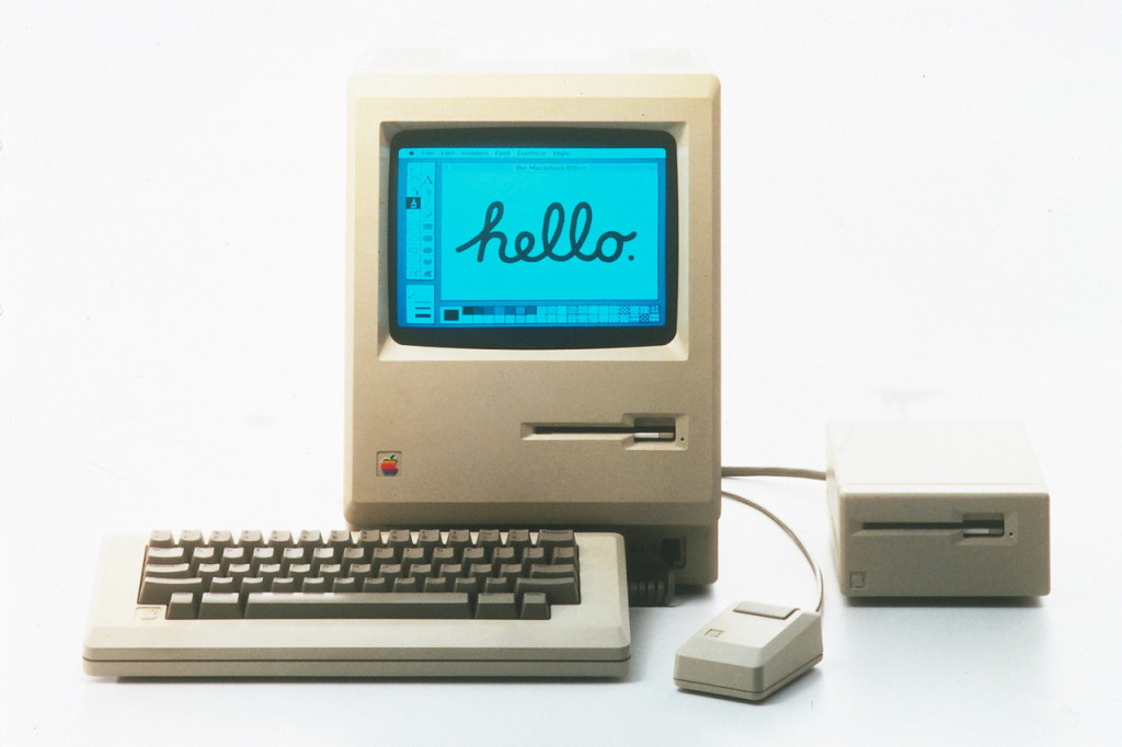 Apple Macintosh (1984).